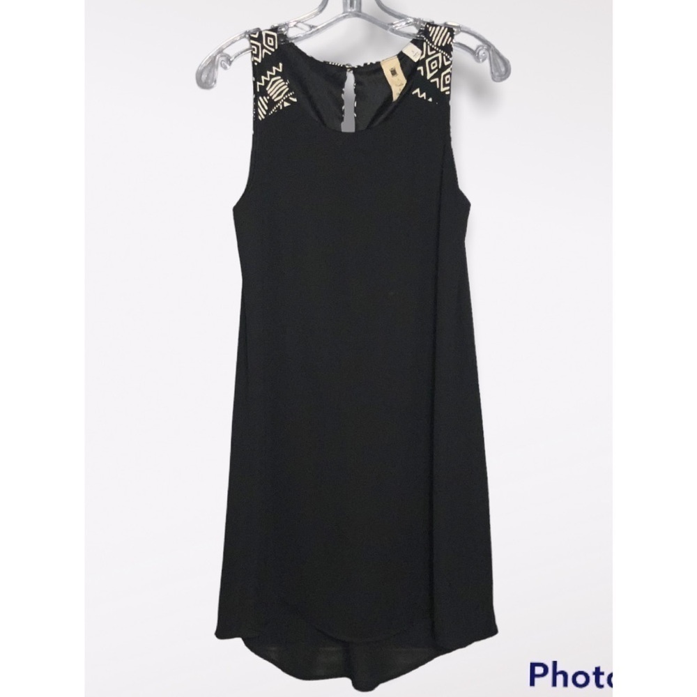 Needle & Thread Black Sleeveless Keyhole Above Knee Shift Aztec Print Dress Sm
